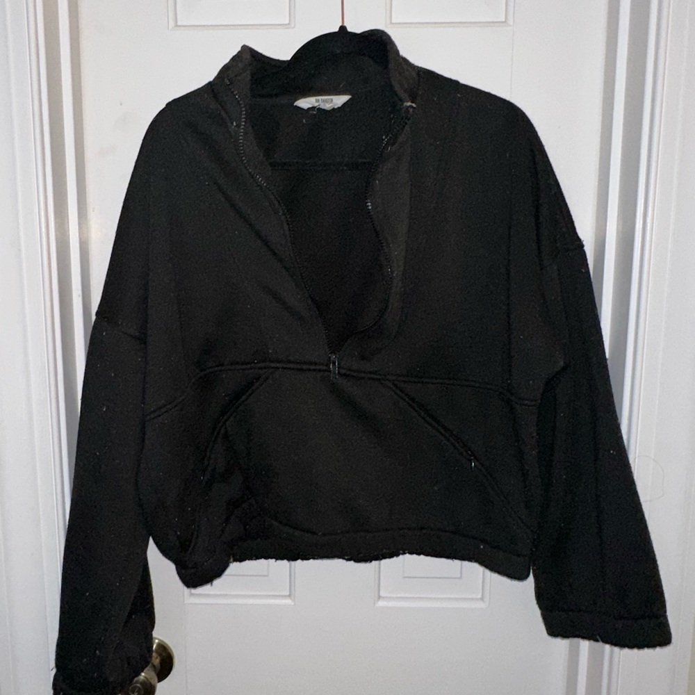 Steve Madden black half zip sweater in large